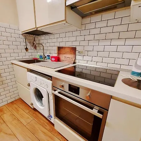 Free Breakfast- Cozy Steps From The Colosseo Roma