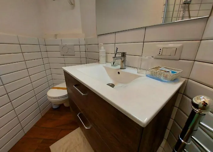 Apartment Free Breakfast- Cozy Steps From The Colosseo Rome